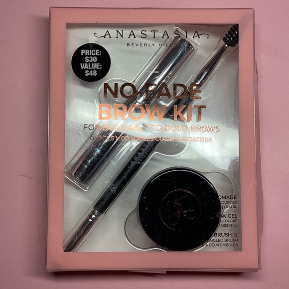 Anastasia Beverly Hills No Fade Brow Kit For Buildable To Bold Brows In Shade Me - Picture 2 of 4